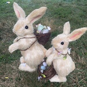 Pair of Sisel Straw Easter Bunny Decorations woth baskets Rabbit Figurines